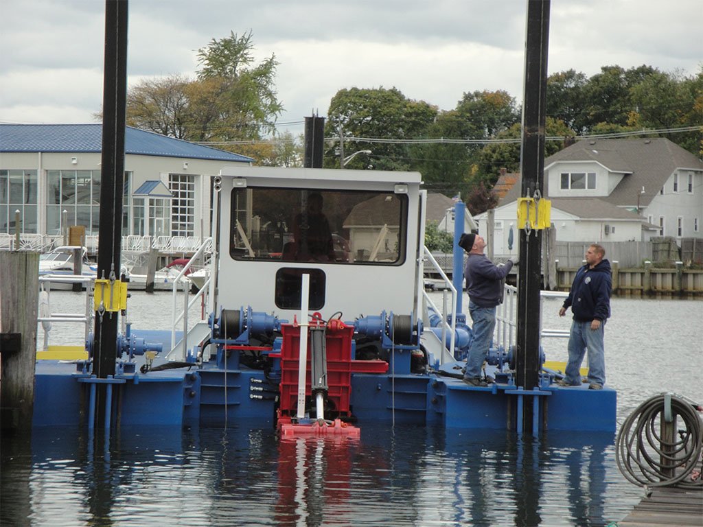 crew working on Ellicott® Series 370 Dragon® Dredge